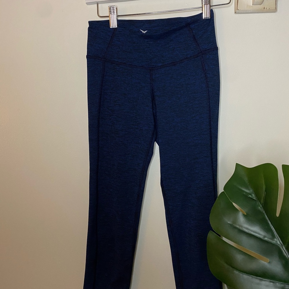 Cropped stripe leggings